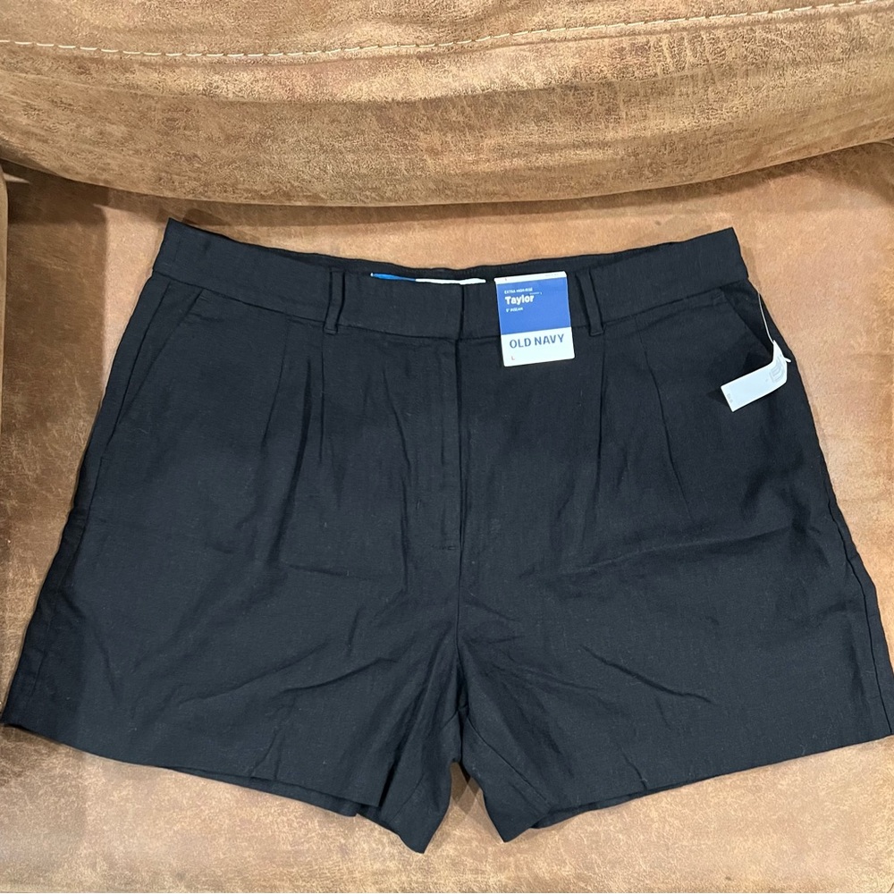 Extra High-Waisted Taylor Linen-Blend Trouser Shorts - Large - Blk - NWT